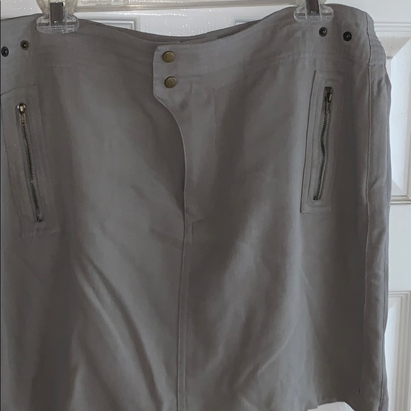 Kate Landry Khaki skirt - Picture 1 of 3